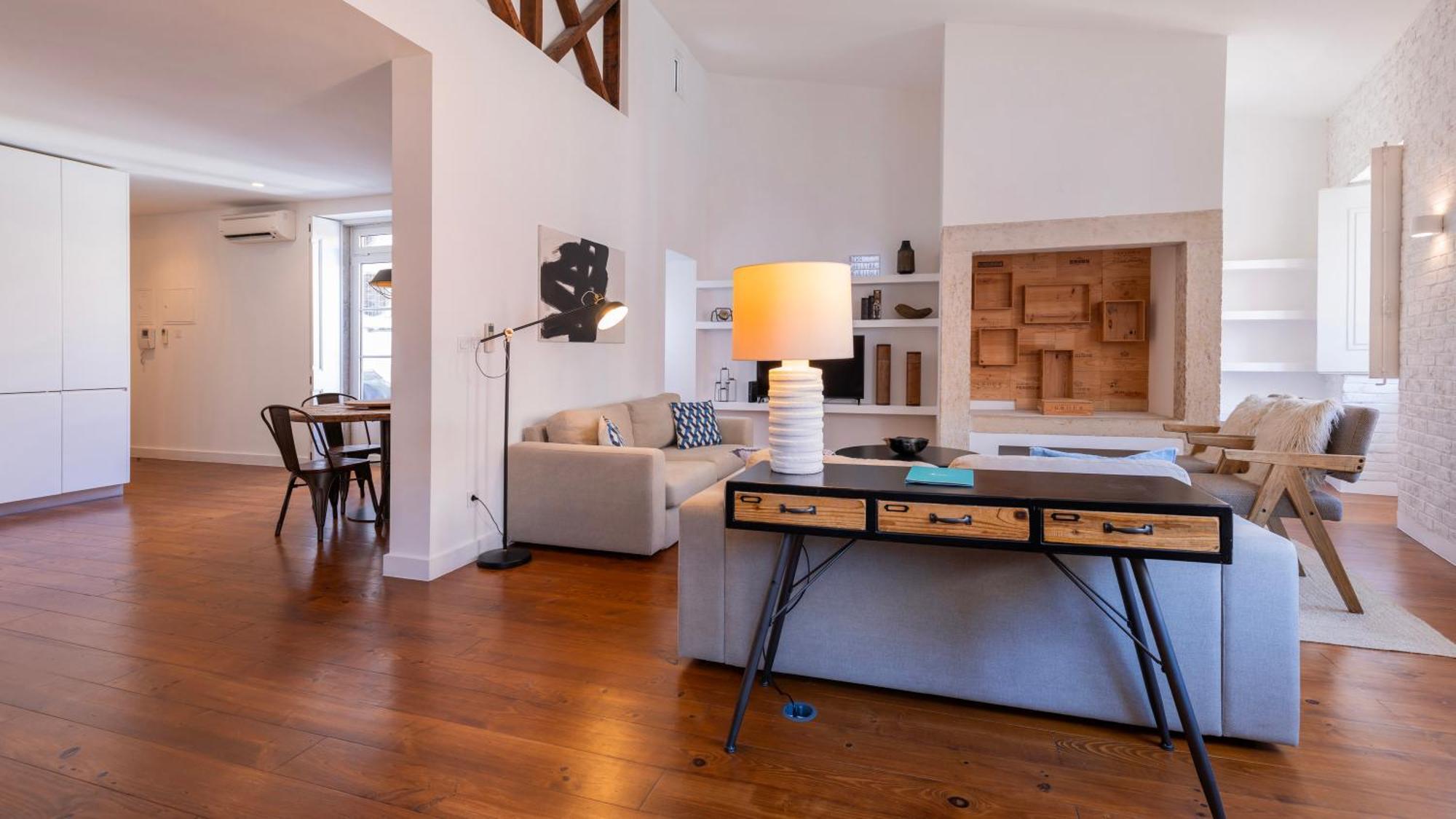 Charming 3Bdr Duplex In City Center By Lovelystay Lisboa Eksteriør billede
