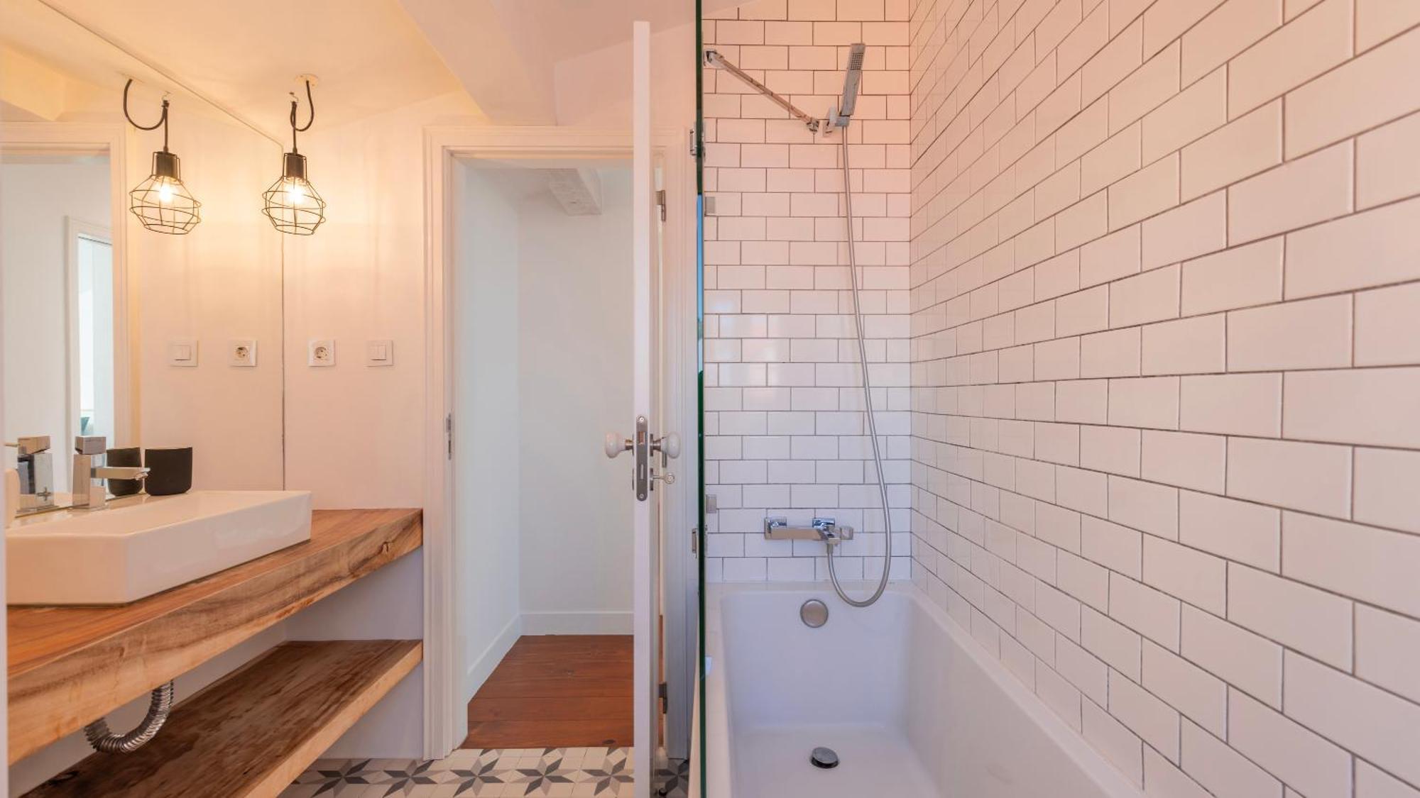 Charming 3Bdr Duplex In City Center By Lovelystay Lisboa Eksteriør billede